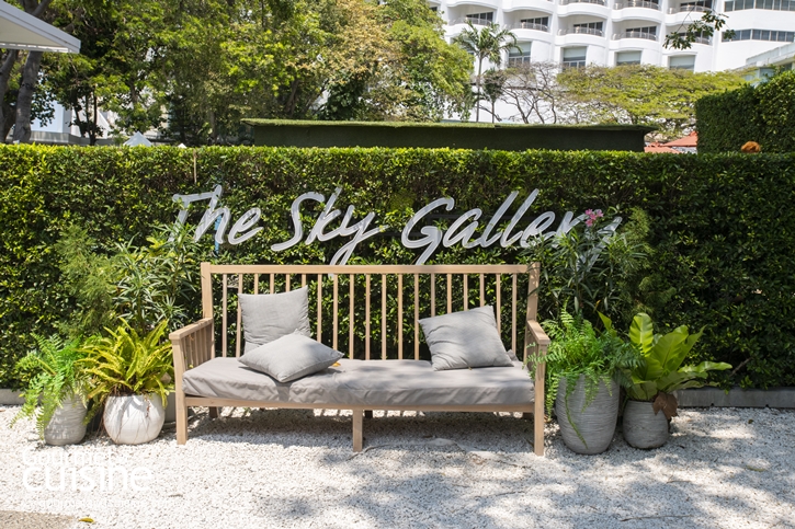The Sky Gallery ร้านอาหารริมทะเล วิวอลังการใกล้ชิดธรรมชาติ อ.บางละมุง ชลบุรี มีดีทั้งเมนูไทยและเทศ