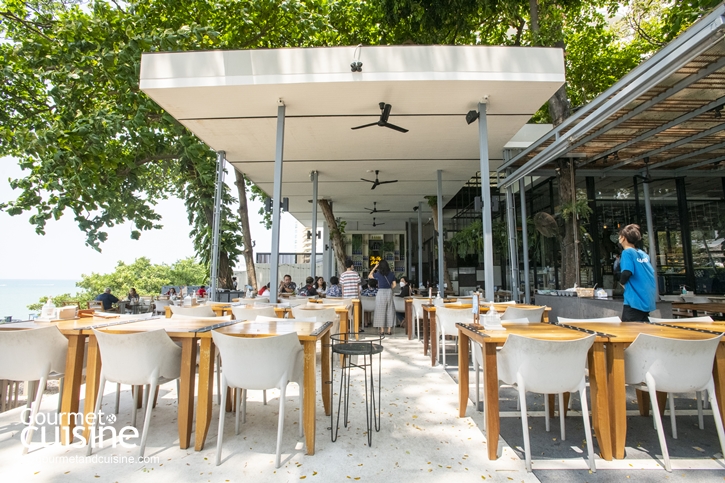 The Sky Gallery ร้านอาหารริมทะเล วิวอลังการใกล้ชิดธรรมชาติ อ.บางละมุง ชลบุรี มีดีทั้งเมนูไทยและเทศ