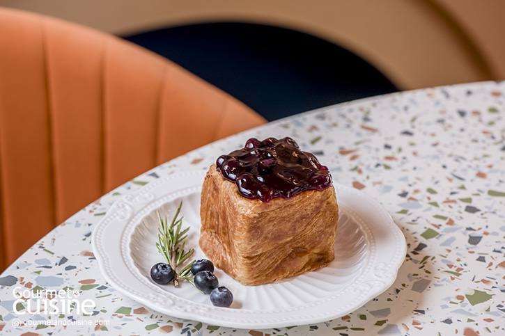 Le Paris กระชับพื้นที่ใหม่เอาใจชาวเอกมัย @Park Lane