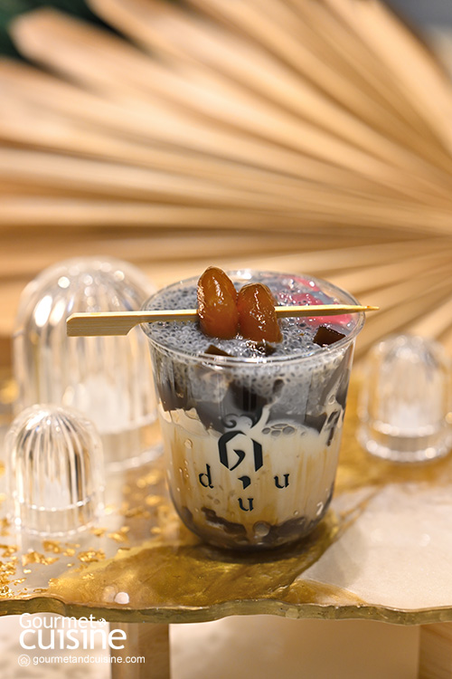แบลล์-นราวดี วีรีรัตน์ หุ้นส่วนร้าน DUU (ดุ๊) ชูไอเดียเก๋จากน้ำตาลโตนดเมืองเพชรบุรี