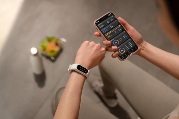 “การ์มิน” เปิดตัว “VIVOSMART 5” ต้นแบบอุปกรณ์ติดตามการออกกำลังกาย เทรนด์ใหม่ของคนรักสุขภาพ ใช้งานง่ายพลังแบตเตอรี่สูงสุด 7 วัน