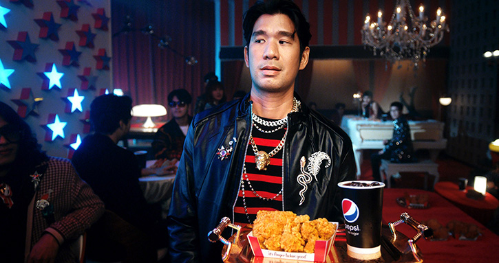 KFC เปิดตัวหนังโฆษณาเรื่องใหม่สุดสร้างสรรค์ “Feel Like a VIP” เน้นความอลังผ่านชุดไก่โดนใจ ในราคาเพียง 69 บาท