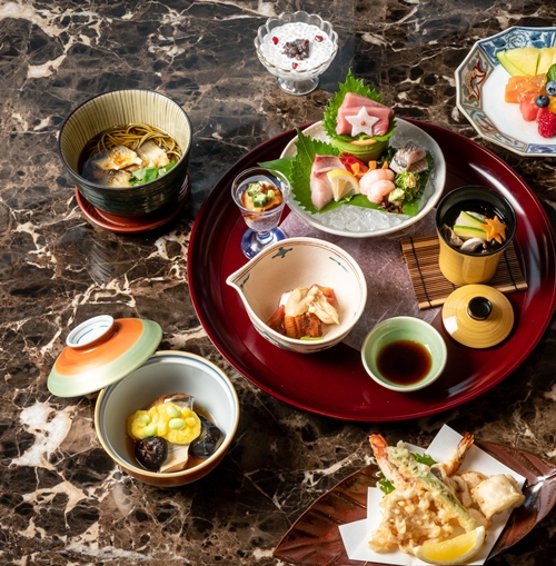 ‘Fumitsuki Kaiseki’ เมนูไคเซกิสุดพิเศษเฉพาะเดือนกรกฎาคมนี้ ที่ห้องอาหารยามาซาโตะ