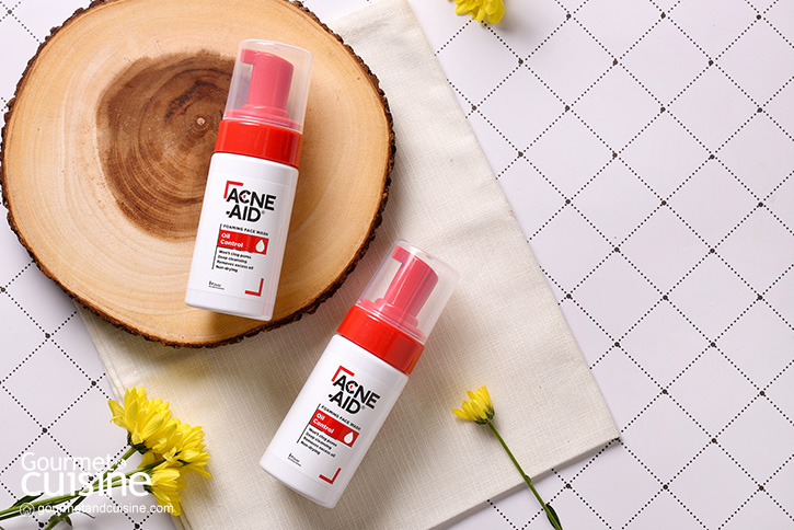 รีวิวโฟมล้างหน้าสำหรับผิวมัน Acne-Aid Foaming Face Wash Oil Control