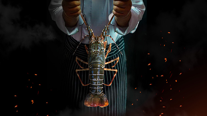 กุ้งมังกรส่งตรงจากทะเลอันดามัน พร้อมให้คุณสัมผัสรสชาติได้แล้ววันนี้ที่ห้องอาหารจีนโกลเด้น วิลเลจ โรงแรมโนโวเทล สุวรรณภูมิ แอร์พอร์ต