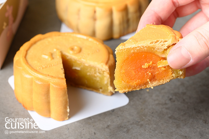 มูนเค้กมงคลกับตำนานกระต่ายบนดวงจันทร์ Handcrafted Mooncakes by YÀO