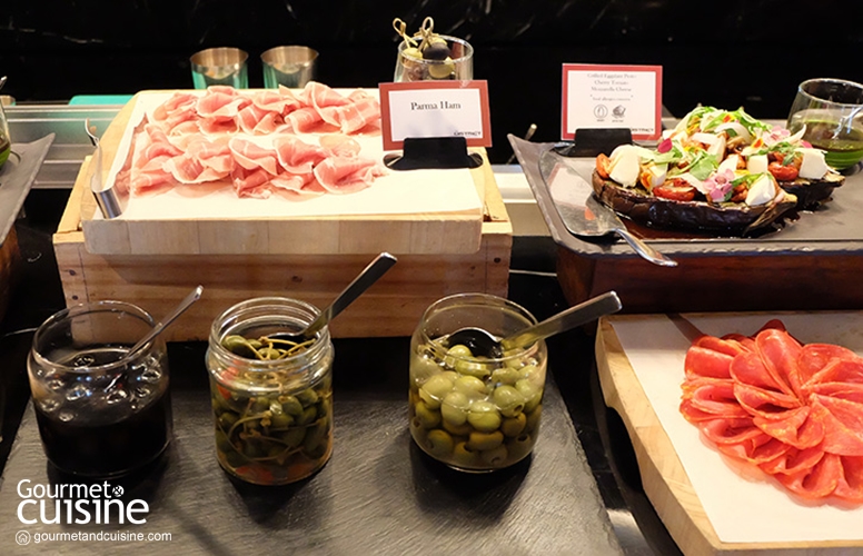 ชวนไปกินซันเดย์บรั๊นซ์ (Sunday Brunch) อร่อยสุดคุ้มที่ The District Grill Room & Bar