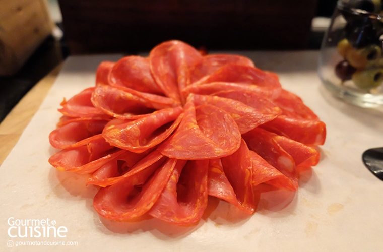 ชวนไปกินซันเดย์บรั๊นซ์ (Sunday Brunch) อร่อยสุดคุ้มที่ The District Grill Room & Bar