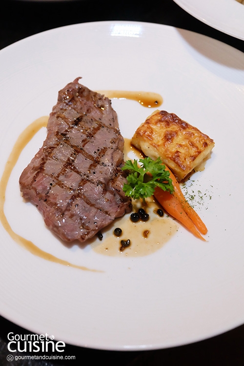 ชวนไปกินซันเดย์บรั๊นซ์ (Sunday Brunch) อร่อยสุดคุ้มที่ The District Grill Room & Bar