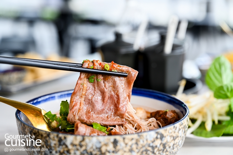 เทพเจ้าเพอร์ซีอุส ตำนานก๋วยเตี๋ยวเรือแห่งลุ่มแม่น้ำแยงซีเกียงและกษัตริย์แห่งอาณาจักรทั้งเจ็ด @ทาวน์อินทาวน์
