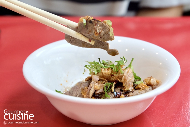 อองเตี๋ยว ซอยอารีย์ ร้านเก๋วยเตี๋ยวเรือรสเด็ดจากอองตอง