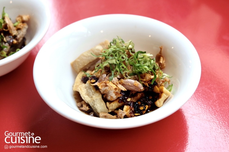 อองเตี๋ยว ซอยอารีย์ ร้านเก๋วยเตี๋ยวเรือรสเด็ดจากอองตอง