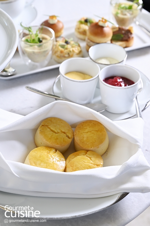 จิบ Festive Afternoon Tea ฉลองคริสต์มาสบนขบวนรถไฟ ที่ Park Hyatt Bangkok