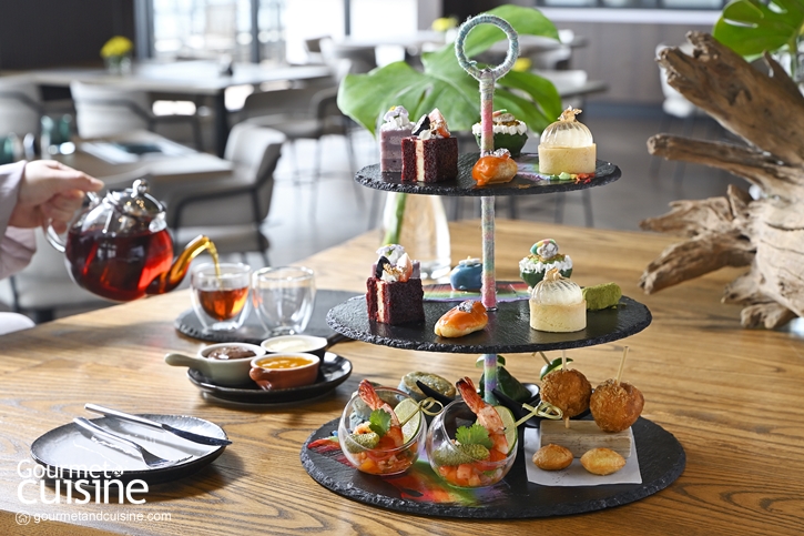 ฉลองเดือนแห่งสายรุ้งด้วย Spectrum of Colours Afternoon Tea
