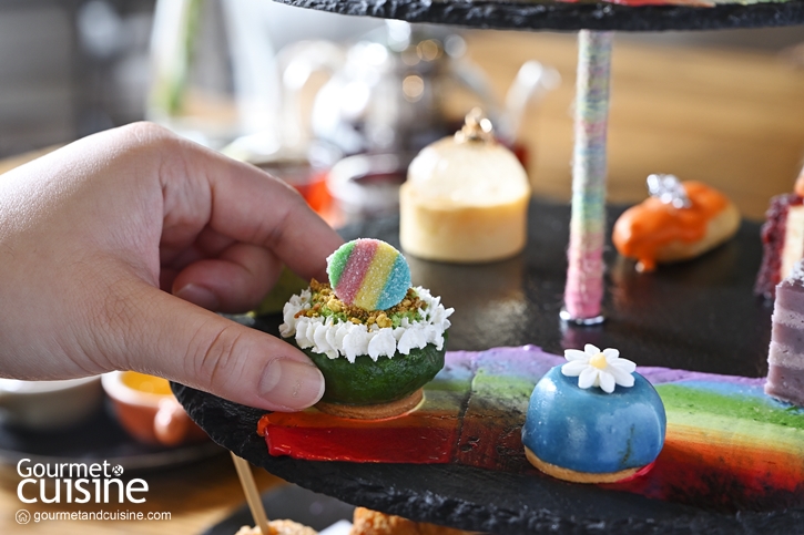 ฉลองเดือนแห่งสายรุ้งด้วย Spectrum of Colours Afternoon Tea