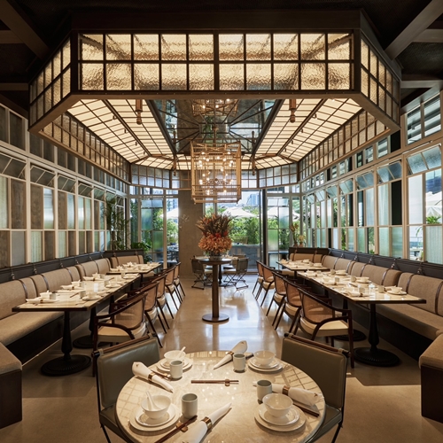The Standard, Bangkok Mahanakhon เปิดดีลครบรอบ 1 ปี ด้วยส่วนลดห้องพักสุดคุ้มพร้อมลุ้นรับของรางวัลมากมาย