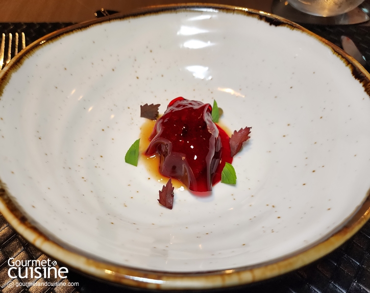 Hybrid Restaurant and Wine Bar ลิ้มลองอาหารไทยทวิสต์ในสไตล์เชฟซาซ่า