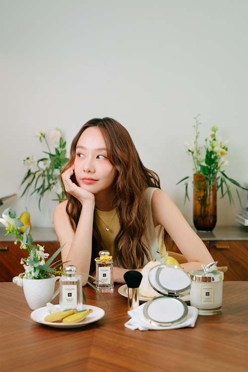 โจ มาโลน ลอนดอน เฉลิมฉลองให้กับกลิ่นฟลอรัลละมุนใหม่ English Pear & Freesia กลิ่นหอมอันน่าหลงใหลของลูกแพร์อังกฤษ
