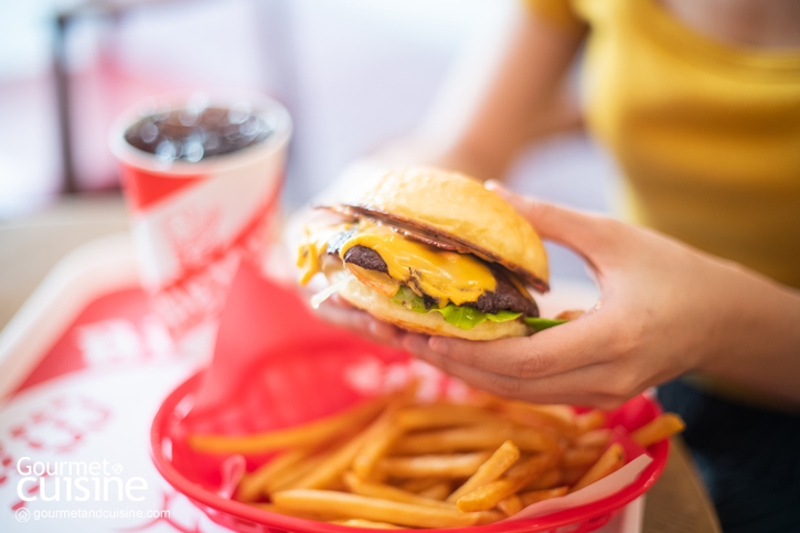 Big Mark Burger ร้านเบอร์เกอร์น้องใหม่ในเครือกะเพราเผ็ดมาร์ค เปิดหน้าร้านให้เช็คอินที่ซอยสุขุมวิท 28