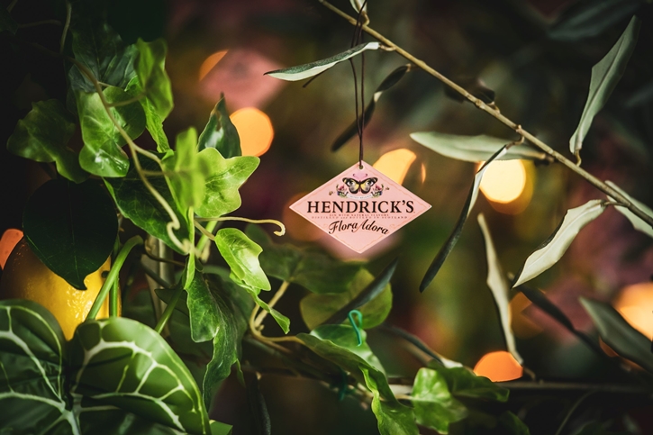 มิติใหม่แห่งความสดชื่น จาก Hendrick’s Flora Adora