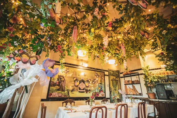 มิติใหม่แห่งความสดชื่น จาก Hendrick’s Flora Adora