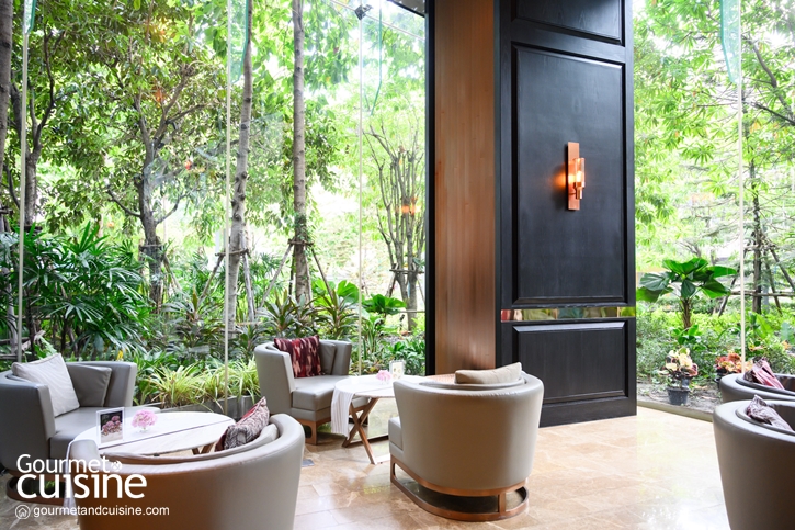 “Garden Lounge Afternoon Tea” ชุดน้ำชายามบ่ายธีมดอกไม้ในสวนสวย