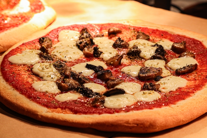 “PIZZA, PASTA AND MORE” หลากหลายความอร่อยที่ห้องอาหาร เลเทส เรซิพี โรงแรมเลอ เมอริเดียน กรุงเทพ