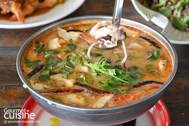 พาสายฟู้ดไปชิม 6 ร้านดังเสิร์ฟเมนู “ต้มข่า” ซุปที่อร่อยที่สุดแห่งปี 2023