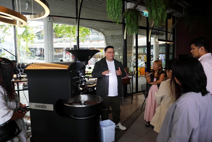 “เดอะ คอฟฟี่ อะคาเดมิคส์” ชวนเปิดประสบการณ์ใหม่ “โรงคั่วกาแฟ @ เมกาบางนา”