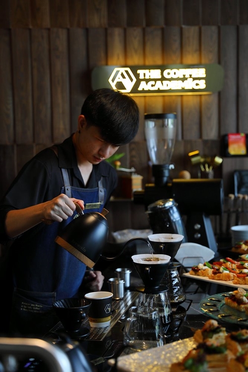“เดอะ คอฟฟี่ อะคาเดมิคส์” ชวนเปิดประสบการณ์ใหม่ “โรงคั่วกาแฟ @ เมกาบางนา”