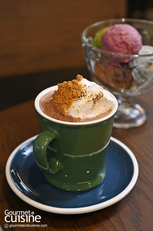 Guss Damn Good เพลินจิต สาขาใหม่และสาขาแรกที่นั่งกินได้ มีอาหารขายด้วย!