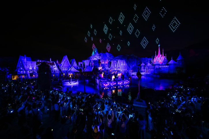 ฮ่องกงดิสนีย์แลนด์ จัดงานปาร์ตี้ฉลองพิธีเปิด ‘เวิลด์ ออฟ โฟรเซ่น’  “A Spectacular Celebration of World of Frozen” 