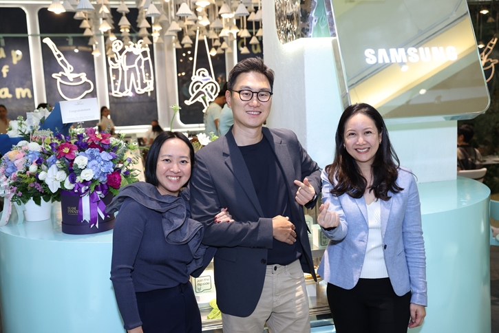 ฉลองเปิดคาเฟ่ใหม่ “Cup of Sam” ที่สยามพารากอน แจกเครื่องดื่มฟรี พร้อมมอบประสบการณ์คาเฟ่แบบ Interactive dining