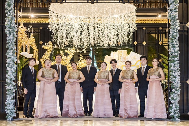 พิธีเปิดไฟต้นคริสต์มาสประจำปี 2566 ณ โรงแรมสินธร เคมปินสกี้ กรุงเทพฯ