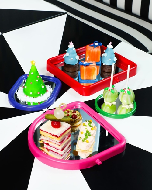 วอร์มหัวใจให้อบอุ่นด้วย 14 “Festive Afternoon Tea” ชุดน้ำชายามบ่ายธีมคริสต์มาส จากโรงแรมสุดปัง