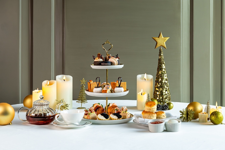วอร์มหัวใจให้อบอุ่นด้วย 14 “Festive Afternoon Tea” ชุดน้ำชายามบ่ายธีมคริสต์มาส จากโรงแรมสุดปัง