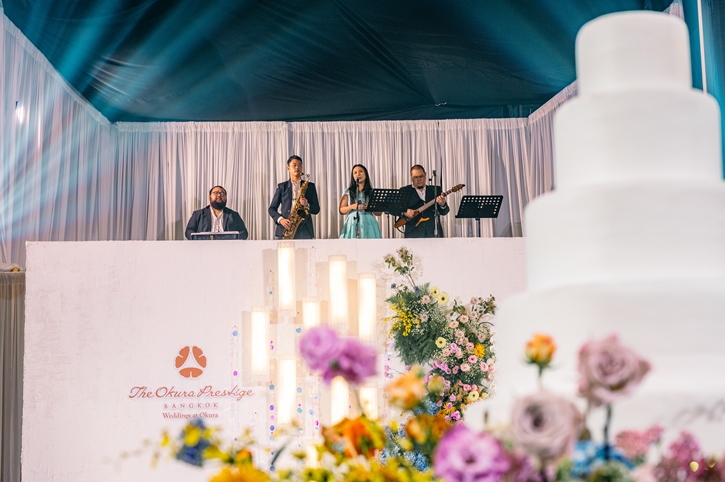 ความรักเปรียบเสมือนบทเพลงซิมโฟนีที่ดังก้องกังวาล และ 'Symphony of Love – Wedding Open House' ณ โรงแรม ดิ โอกุระ เพรสทีจ กรุงเทพฯ เป็นการเฉลิมฉลองความโรแมนติกและความสวยงาม ที่ซึ่งจะเนรมิตงานวิวาห์ในฝันให้กลายเป็นจริง