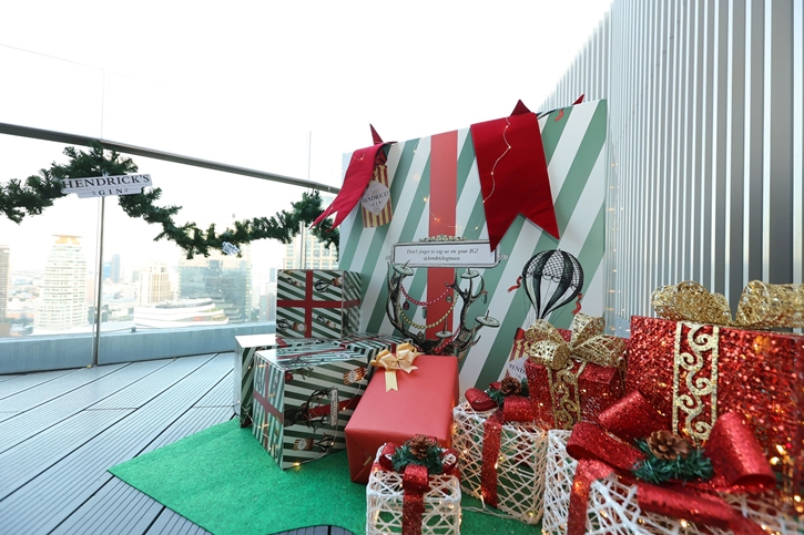 “Hendrick’s Gin พาฉลองคริสต์มาสบน Rooftop รับลมเย็น ชมแสงอาทิตย์ตกดิน”