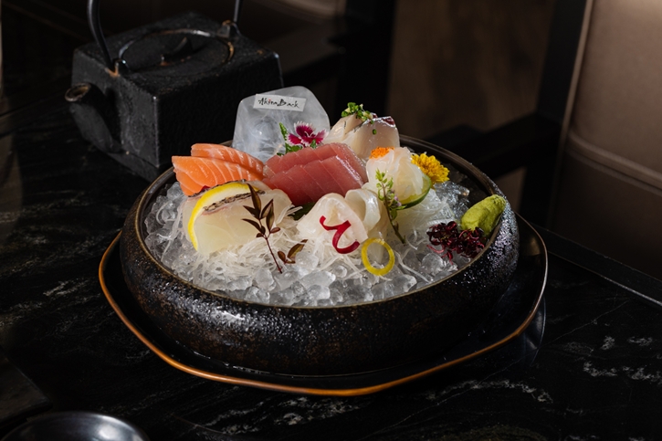 ดำดิ่งไปกับรสชาติแห่งท้องทะเลจาก “Japanese Wild Fish” ที่ห้องอาหาร อาคีรา แบค เรสเตอรองท์ แอนด์ บาร์