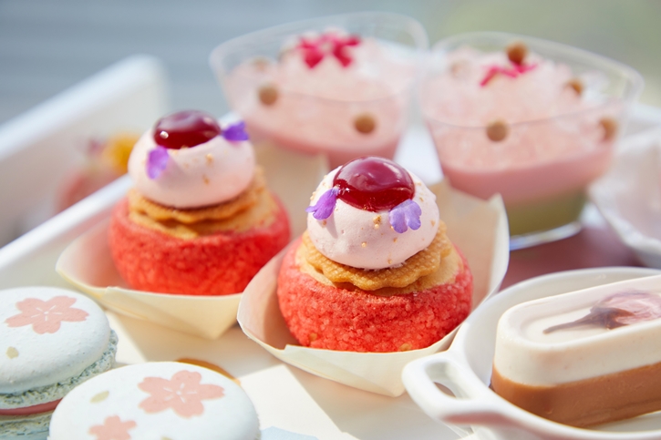 หลงใหลไปกับมนต์เสน่ห์สีพาสเทลและกลิ่นหอมของฤดูใบไม้ผลิ กับ “Sense of Sakura Afternoon Tea” ณ โรงแรม ดิ โอกุระ เพรสทีจ กรุงเทพฯ