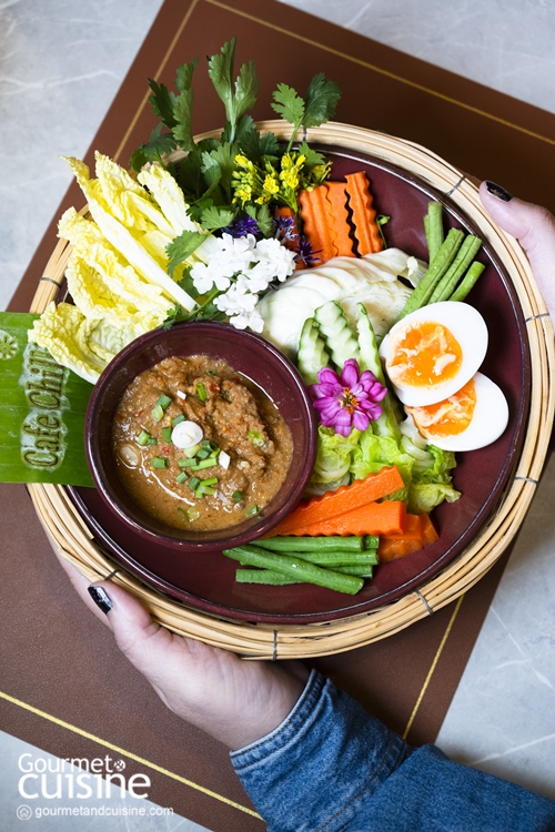 ยกอาหารอีสานรสเด็ดจาก 20 จังหวัดมาไว้ที่นี่ คาเฟ่ ชิลลี่ (Cafe Chilli) สาขาใหม่ ชั้น LG ศูนย์การประชุมแห่งชาติสิริกิติ์