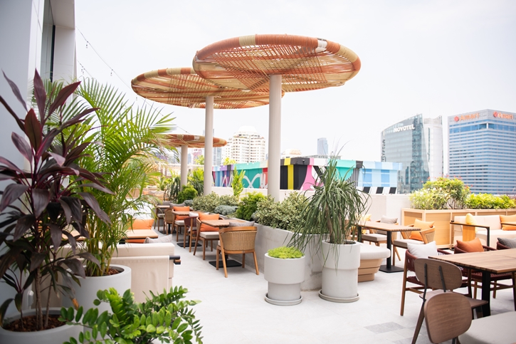 Moxy Bangkok Ratchaprasong โรงแรมม็อกซี่แห่งแรกของประเทศไทยมาแล้ว