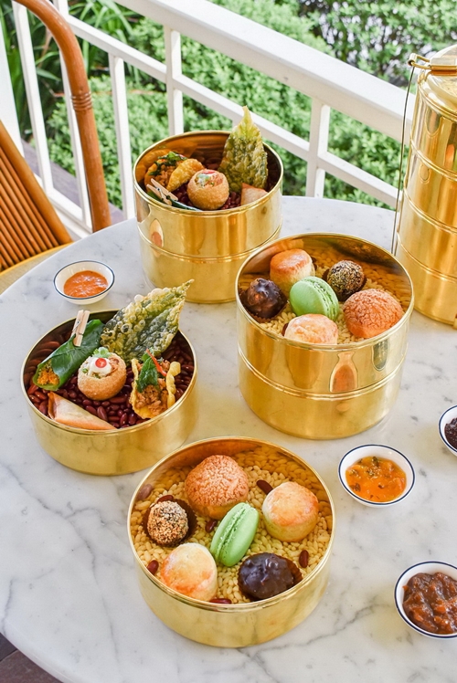 ลิ้มลอง 'La Dolce Vita' กับ The Standard หัวหินเซ็ตอาหารอิตาเลียนมื้อเที่ยงสุดพิเศษ จิบชายามบ่ายริมทะเลกับ Praca Afternoon Tea และข้อเสนอการเข้าพักของเดือนพฤษภาคมนี้