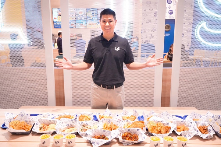 ร้านอาหารทะเลสไตล์อเมริกัน Long John Silver’s พร้อมเทียบท่า ณ ประเทศไทย เตรียมเปิดสาขาแรกวันที่ 19 กรกฏาคมนี้ที่ศูนย์การค้า เมกา บางนา