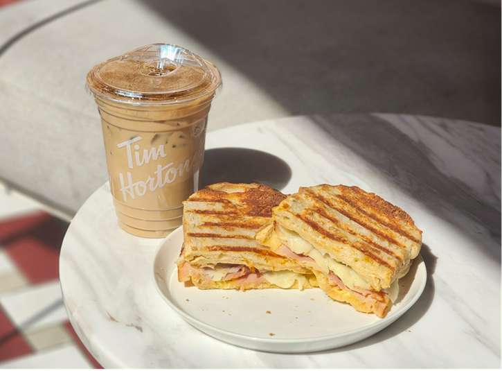 Tim Hortons เดินหน้ามอบความสุขแก่ลูกค้าชาวไทย ด้วยรสชาติอันเป็นเอกลักษณ์และความพรีเมียมในราคาสุดพิเศษ