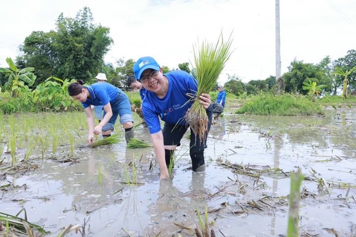 กรุงไทย–แอกซ่า ประกันชีวิต เดินหน้าสร้างความยั่งยืนให้กับสังคม ก้าวสู่ปีที่ 17 กับโครงการ “แผ่นดินทองเพื่อน้องๆ บ้านนานา”