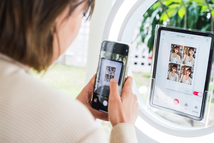 INSTAX คอลแลบคาเฟ่ดังใจกลางเมือง! ส่ง instax mini Link 3 สมาร์ตโฟนปรินเตอร์รุ่นล่าสุด มอบความสนุกสุดใจฟูให้สาวก INSTAX