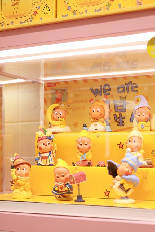 POP MART THAILAND ฉลองครบรอบ 1 ปี กับ TOP IP (Intellectual Property) ผู้จุดกระแส เปิดตัว POP UP STORE แห่งใหม่ใจกลางสยามสแควร์