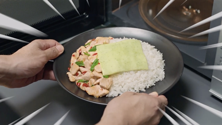 “KCG” มุ่งเป้าอันดับ 1 Topping Cheese เปิดตัว “แดรี่โกลด์ ชีสรสกะเพรา” นวัตกรรมอาหารเพื่อโมเดิร์นไลฟ์สไตล์ที่ผนวก Localization x Modernization เพิ่มความอร่อยนัวชีสถึงเครื่องรสกะเพรา