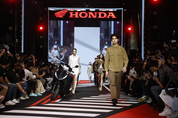 ไทยฮอนด้า จัดงานแฟชั่นโชว์สุดล้ำ ‘Honda Fashion A.T. Week’ เป็นครั้งแรก! เผยโฉม New Honda Giorno+ และ All New LEAD125